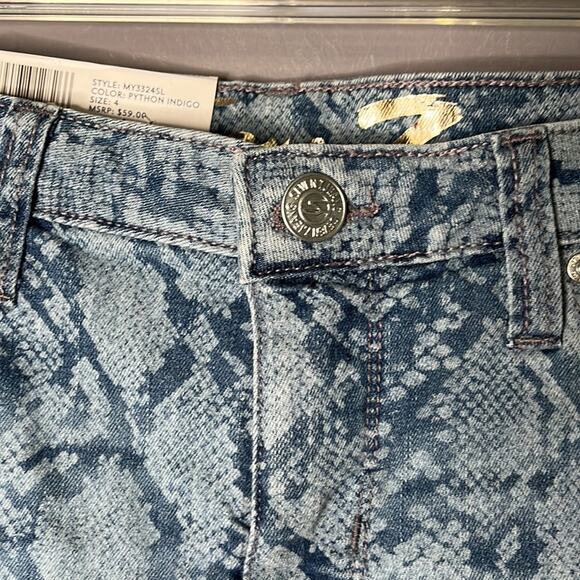 Seven7 Weekend Shorts Python Indigo Fray Hem Shorts Size 4 - Picture 2 of 7